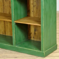 Grande armoire en pin, vers 1930