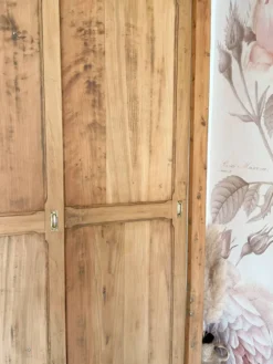 Grande Armoire parisienne - Portes coulissantes