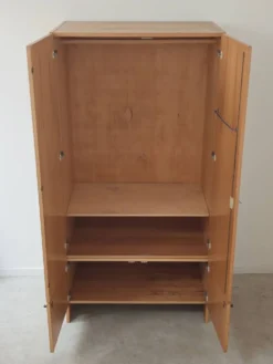 Grande armoire penderie en bois Drevotex 1970
