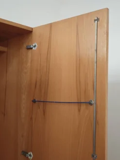 Grande armoire penderie en bois Drevotex 1970