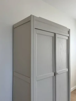 Grande armoire penderie parisienne bois chêne rénovée