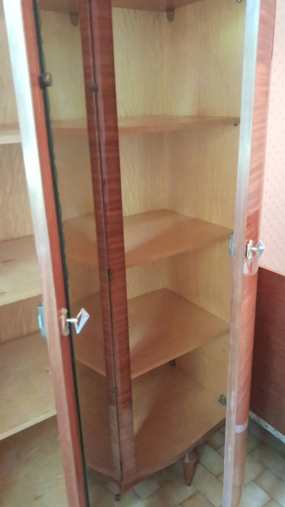 Grande armoire vintage années 50/60 en bois avec miroir