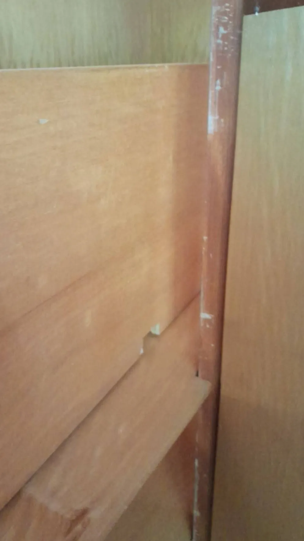 Grande armoire vintage années 50/60 en bois avec miroir
