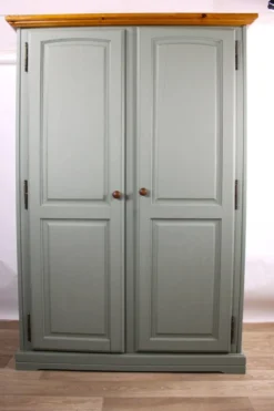 Grande armoire vintage Gautier vert sauge, France, années 60