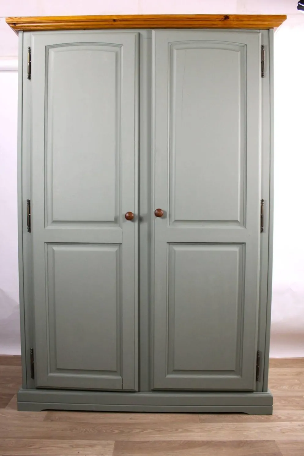 Grande armoire vintage Gautier vert sauge, France, années 60