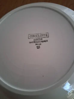Grande assiette creuse ciboulette Digoin Sarreguemines art deco géométrique