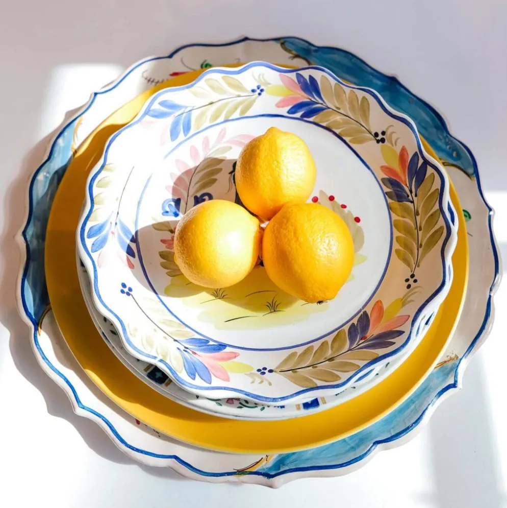 Grande assiette italienne vintage en céramique peinte à la main avec fleurs