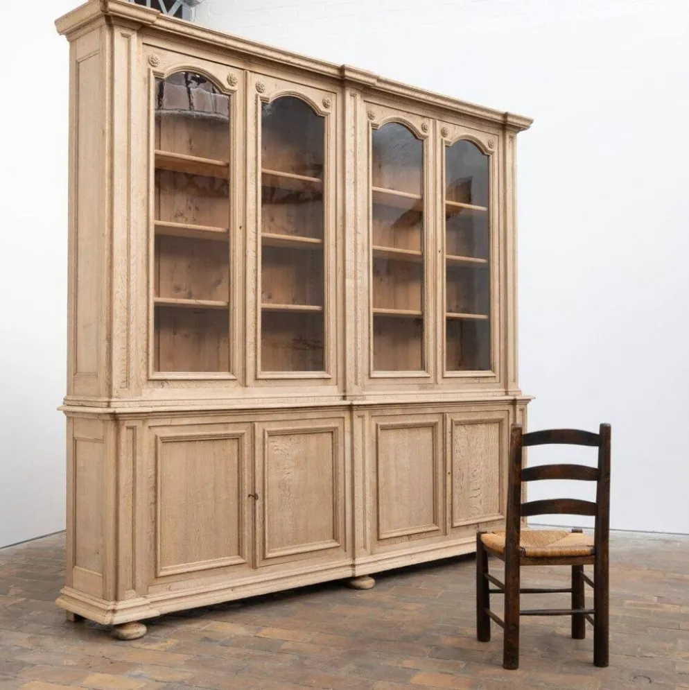 Grande bibliothèque vitrée en chêne – XIXe siècle