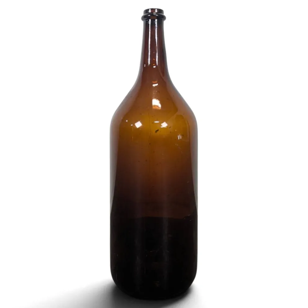 Grande bouteille ancienne en verre soufflé ambré