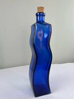 Grande bouteille bleu cobalt