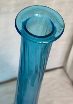 Grande bouteille Empoli (66cm) vintage 1960 verre teinté bleu carafe Murano