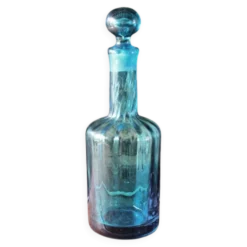 Grande bouteille en cristal soufflé, torsadé, bleu turquoise, début 20ème