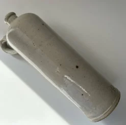 Grande bouteille en grès
