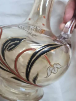 Grande Carafe Art nouveau verre emaillé irisé et fleurs
