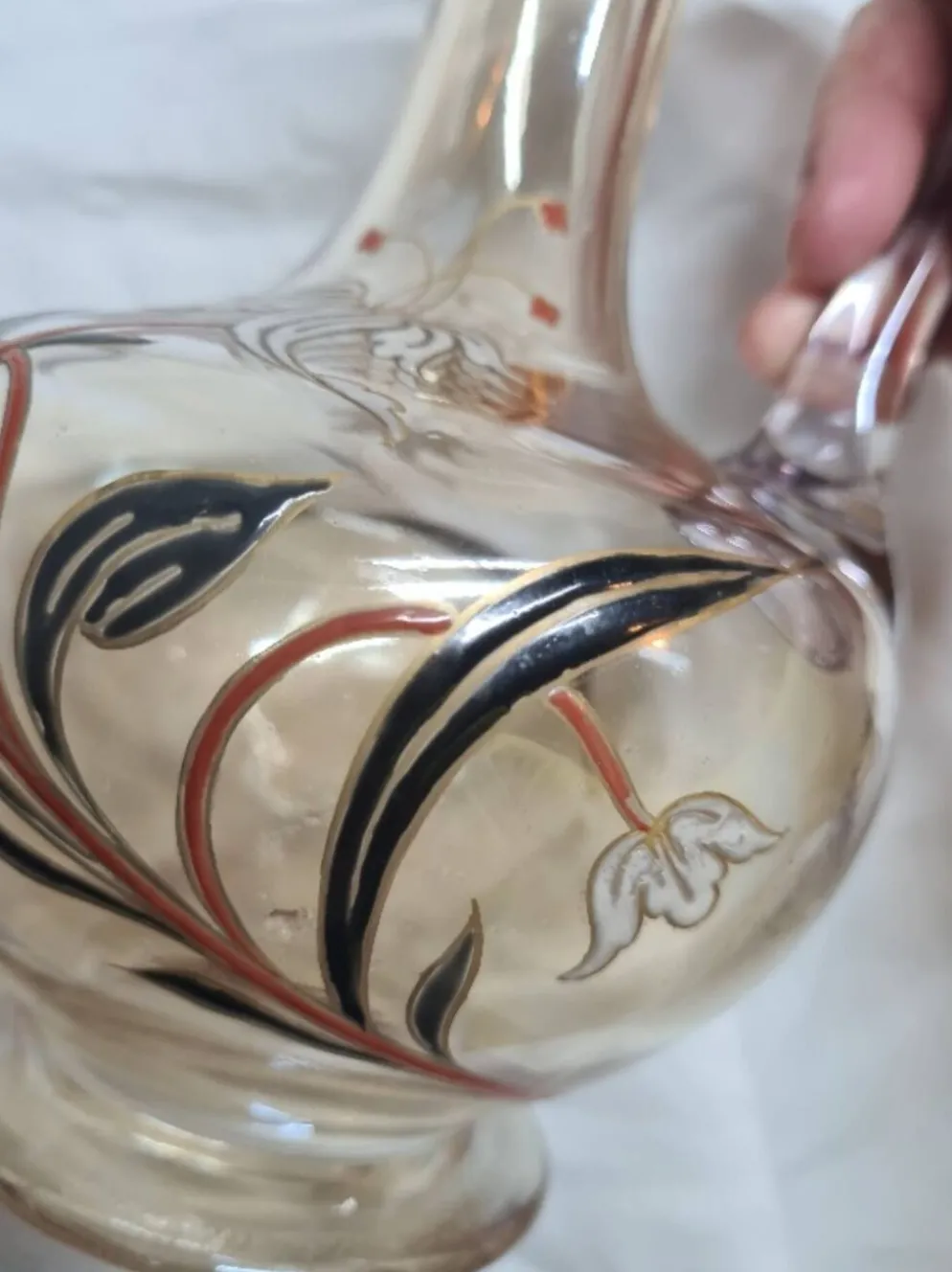 Grande Carafe Art nouveau verre emaillé irisé et fleurs