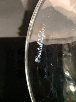 Grande carafe / Pichet en cristal de Paris décor vitrail signé H 30 cm