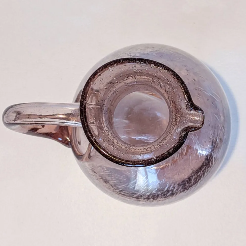 Grande carafe pichet à glace Verrerie de Biot en verre bullé améthyste