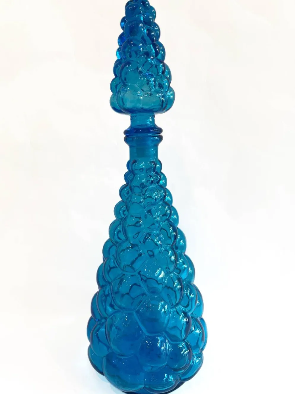 Grande carafe vintage en verre bleu piscine