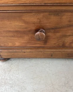 Grande commode anglaise victorienne en acajou (rénovée)