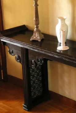 Grande Console chinoise en noyer laqué, XIXe