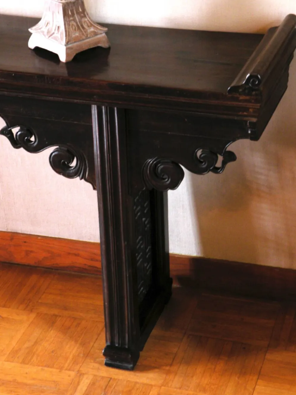 Grande Console chinoise en noyer laqué, XIXe