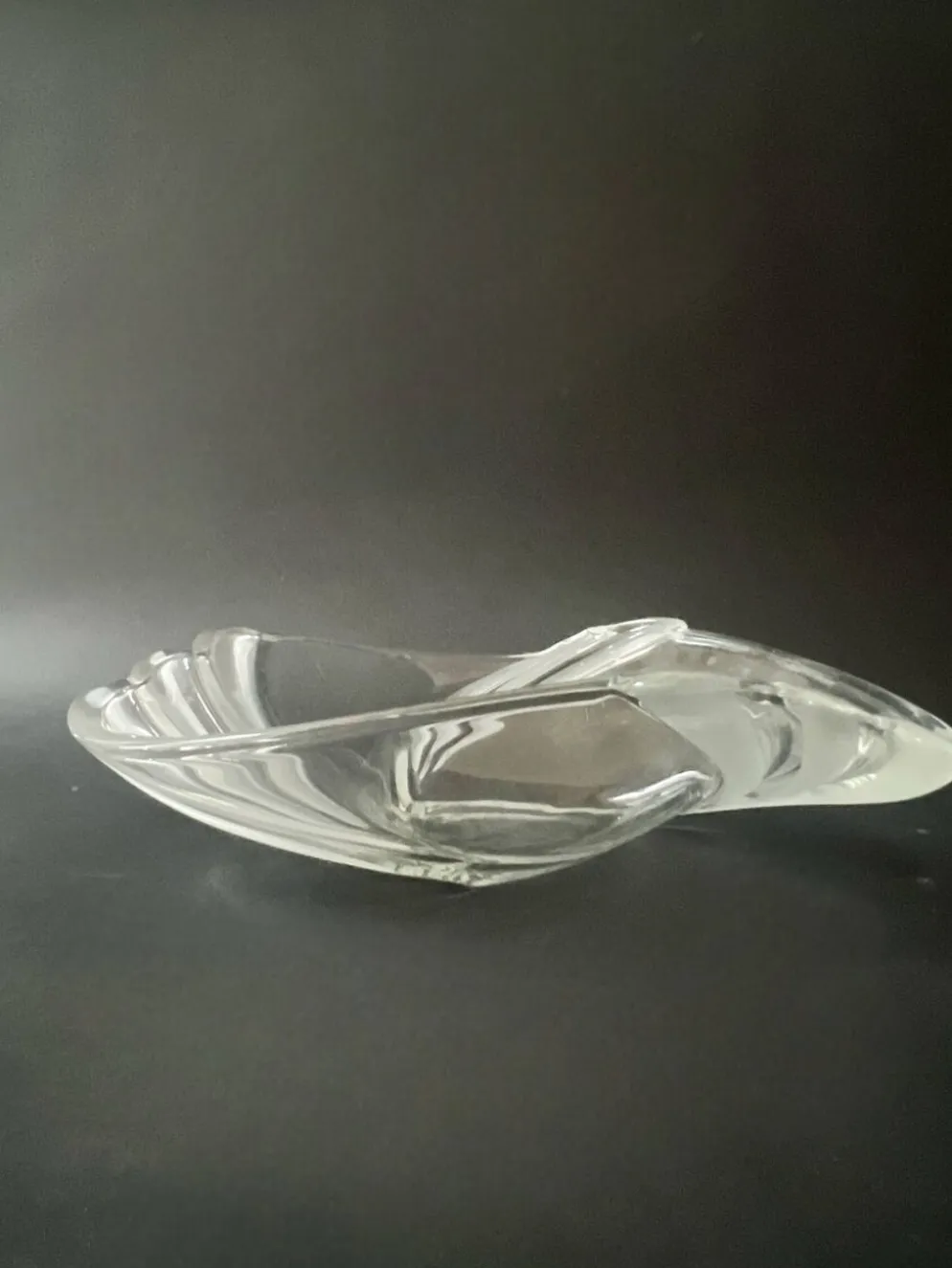 Grande corbeille ou vide poche en verre cristallin Art Déco