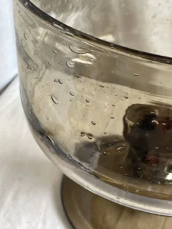 Grande coupe verre fumé bullé vintage 1960 Biot