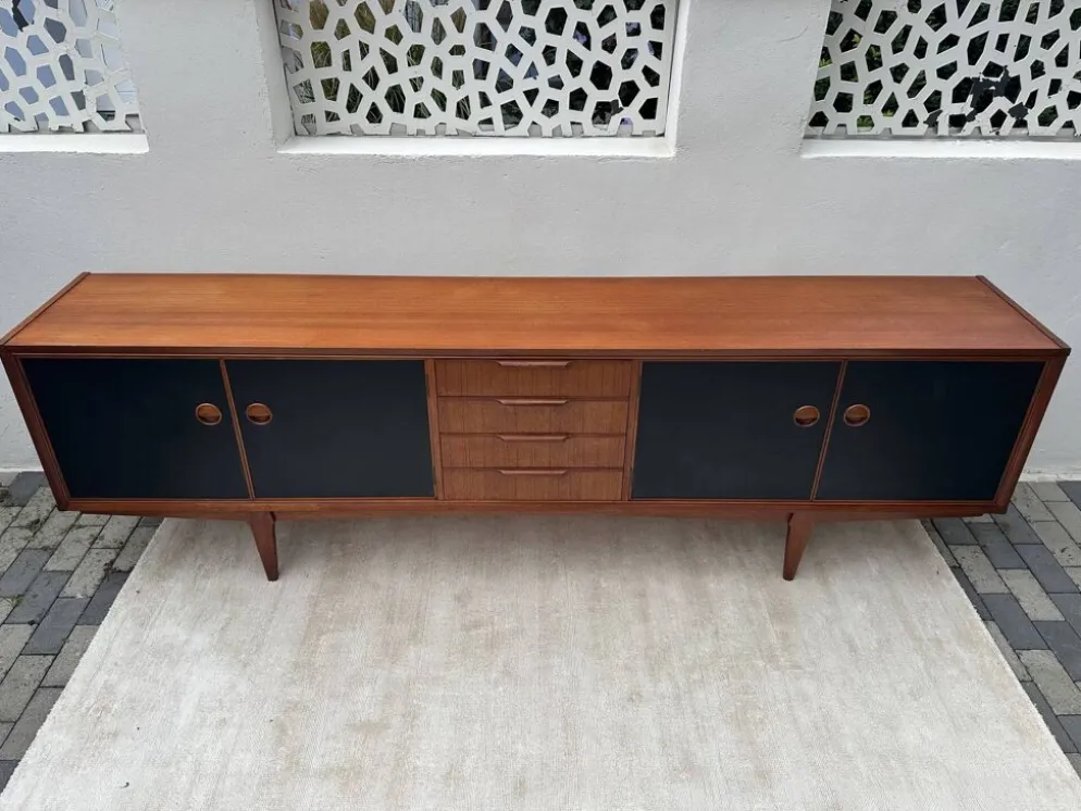 Grande enfilade Rudolf Bernd Glatzel pour Fristho
