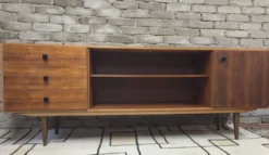 Grande enfilade vintage années 60/70 – 3 tiroirs – design moderniste