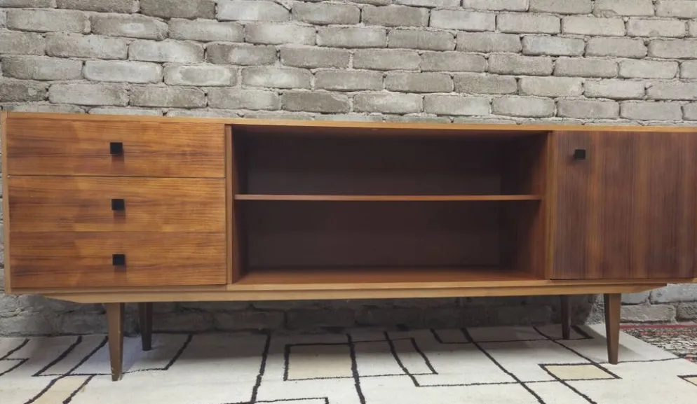 Grande enfilade vintage années 60/70 – 3 tiroirs – design moderniste
