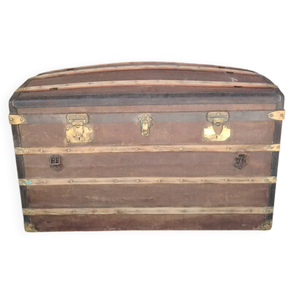 Grande malle bombée d'époque 1900 signée Moynat Paris en bois