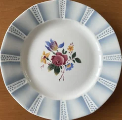 6 grandes assiettes plates anciennes en faïence de Sarreguemines