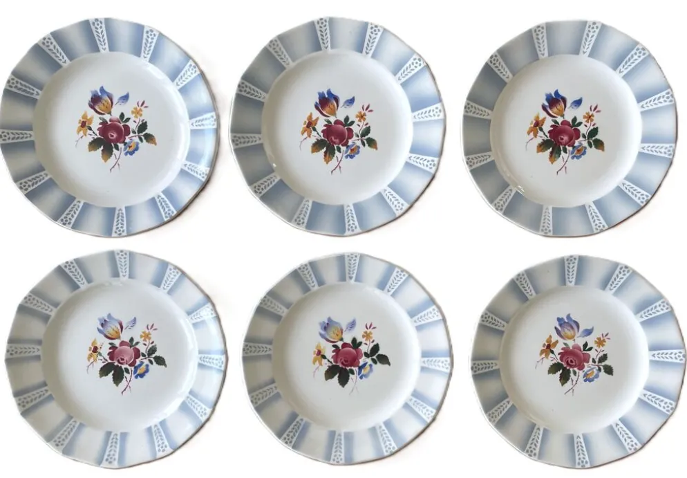 6 grandes assiettes plates anciennes en faïence de Sarreguemines