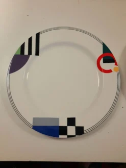 3 grandes assiettes postmodernes Mikasa Maxima