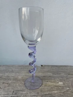 4 grandes coupes flûtes à champagne multicolores torsadés