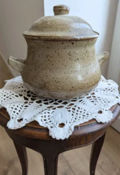 Grande soupière en grès pyrité vintage
