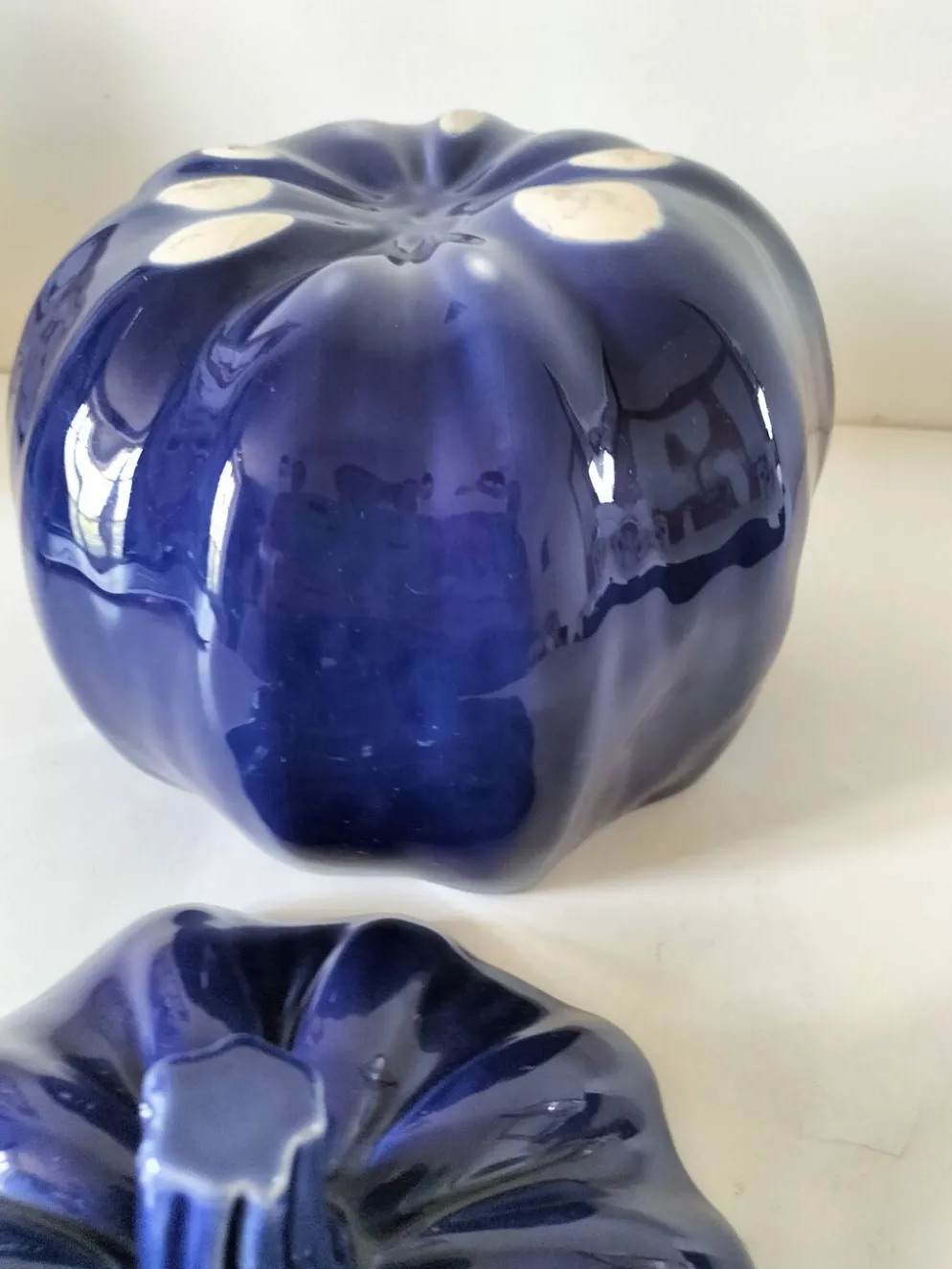 Grande soupière vintage en céramique émaillée bleu outremer
