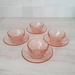 Grandes tasses Rosalines avec sous-tasses