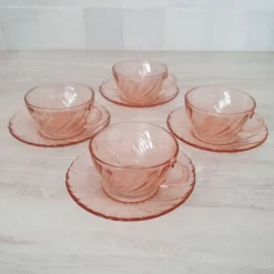 Grandes tasses Rosalines avec sous-tasses