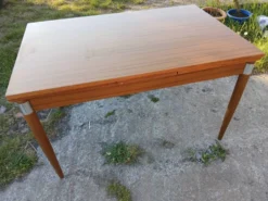 Grande table
