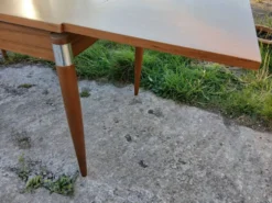 Grande table