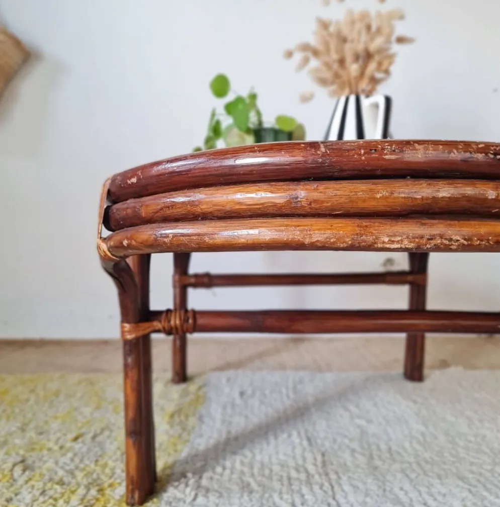 Grande table basse ancienne en rotin et cannage – Esprit bohème
