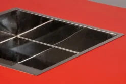 Grande table basse carrée avec bar par Willy Rizzo, Italie, années 1970.