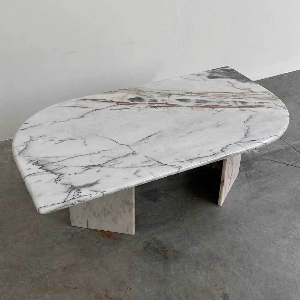 Grande table basse en marbre postmoderne italienne, table sculpturale en pierre vintage, années 1980.