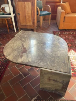 Grande table basse Italienne en marbre 1980