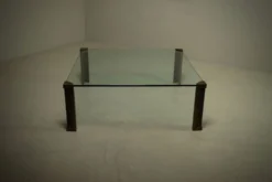 Grande table basse monumentale modèle T14 par Peter Ghyczy années 1970