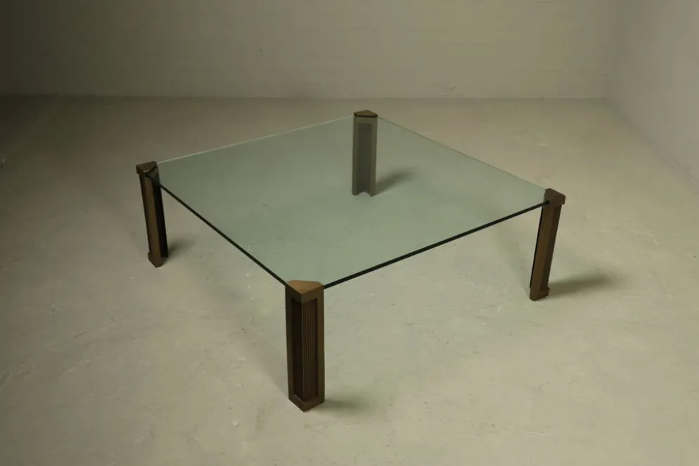 Grande table basse monumentale modèle T14 par Peter Ghyczy années 1970