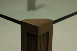 Grande table basse monumentale modèle T14 par Peter Ghyczy années 1970