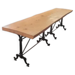 Grande table de bistrot plateau en bois et piètements en fonte -2m56