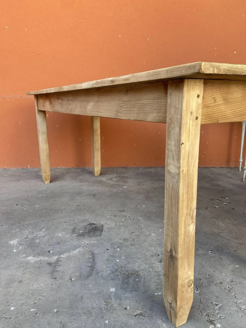 Grande table de café bistrot alsacienne sapin naturel brut french bistro table 1930